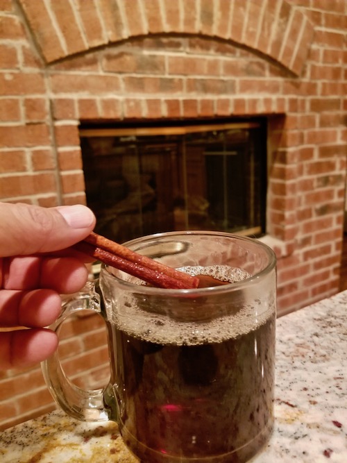 Café De Olla, traditional Mexican coffee with cinnamon